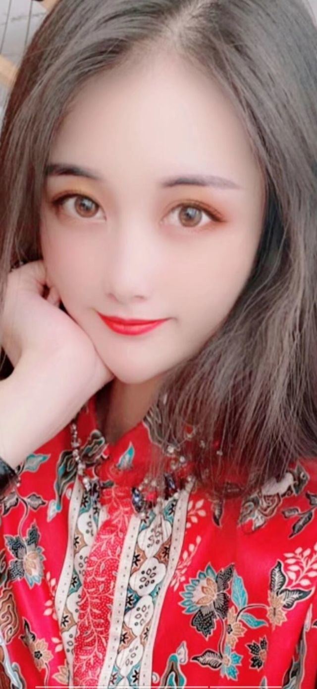 鼓楼一字马小姐姐